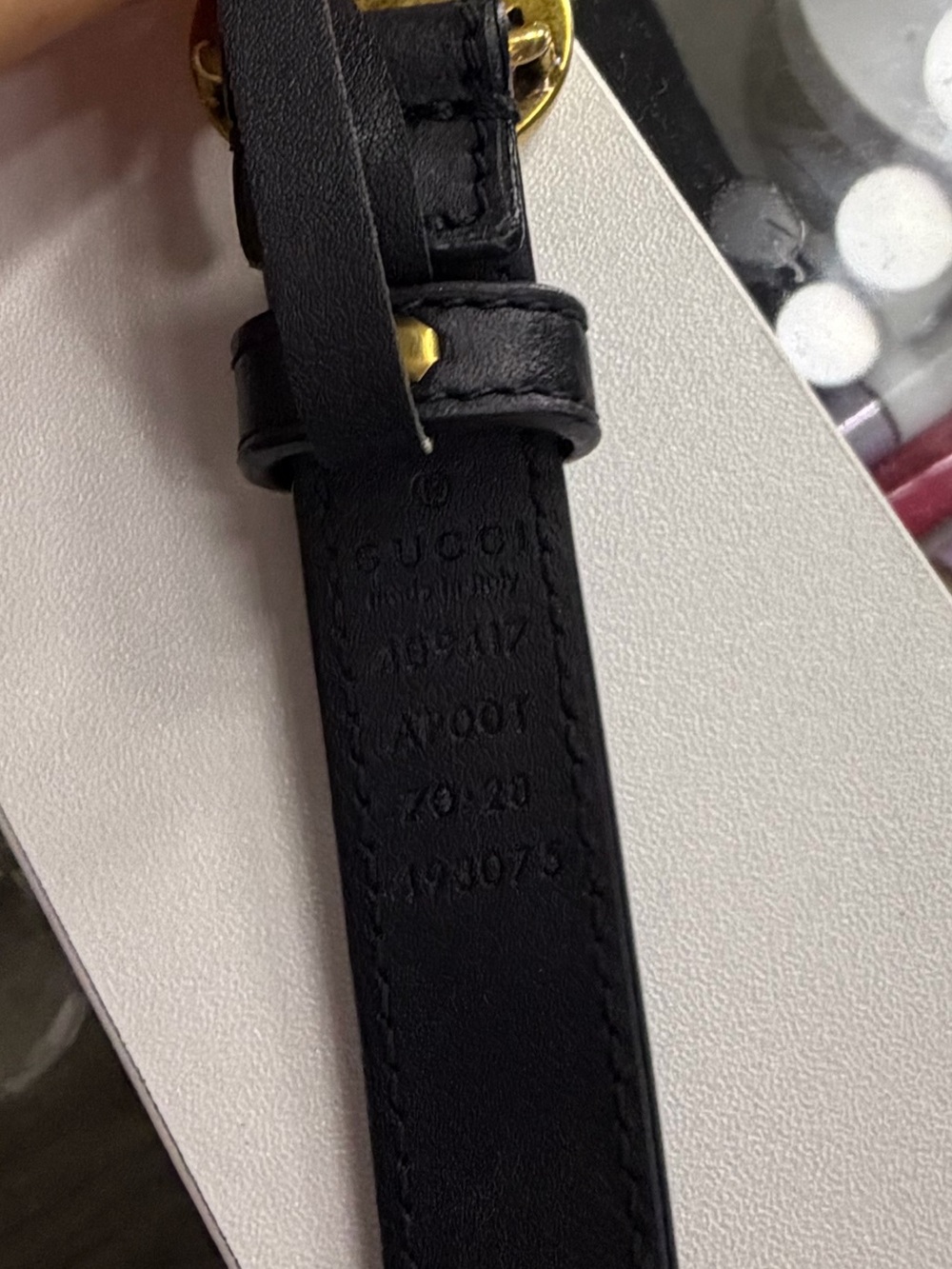 Gucci Black Leather Belt with Gold Double G Buckle - Picture 5 of 5